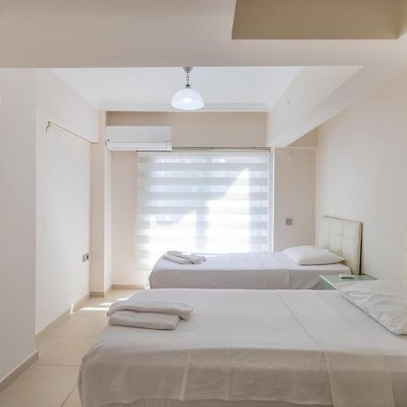 Apartments Near To City Center And Beach マルマリス エクステリア 写真